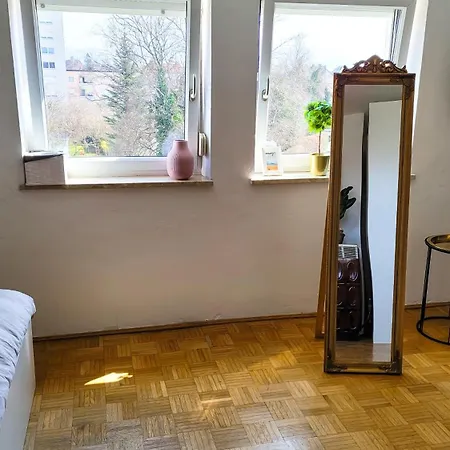 Dg L- 40m2 2-zimmer 15 Min Von Salzburg Entfernt Апартаменты